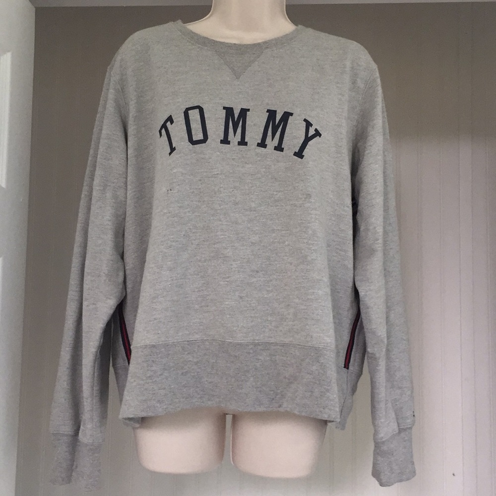 Tommy Hilfiger Jeans Gray Crewneck Sweatshirt